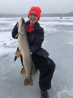 Guide Ice Fishing Trips 