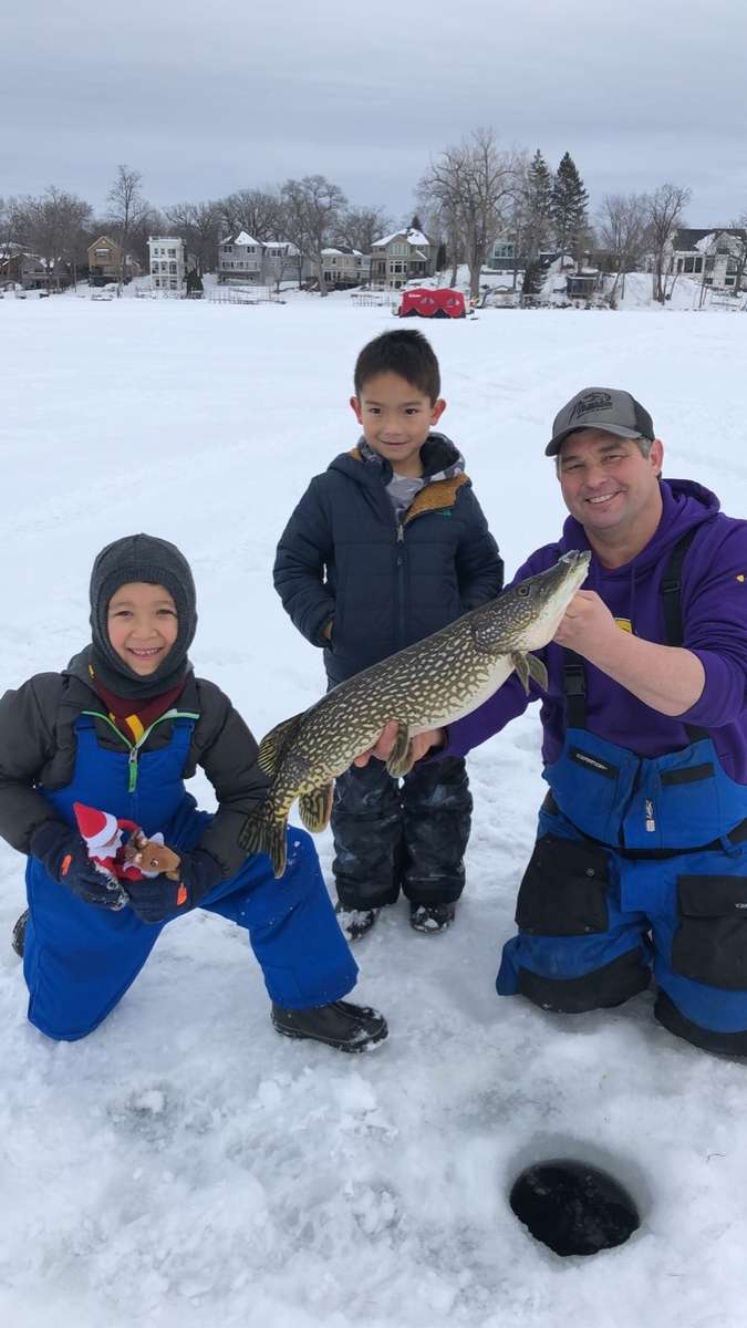 Ice Fishing 